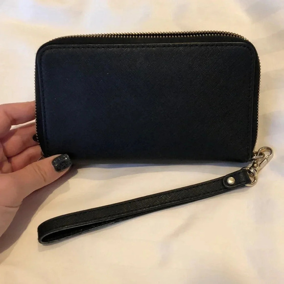 Michael Kors Large Leather Smartphone Wristlet - Picture 7 of 7